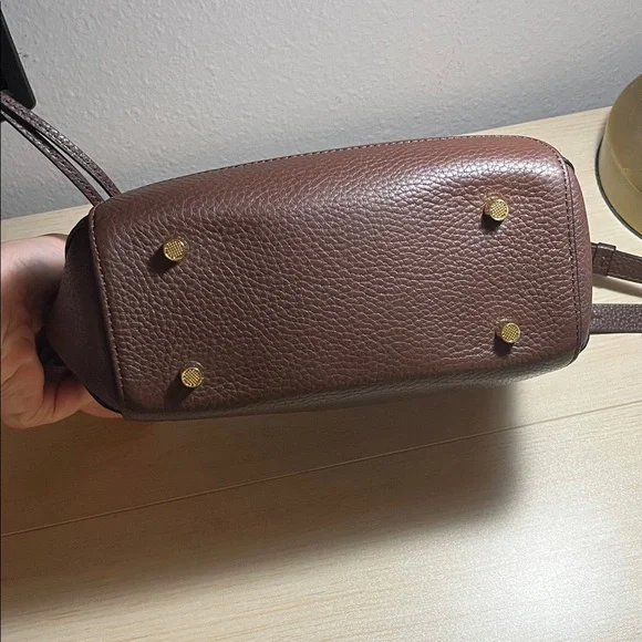 The Horse Mini Lou bag in coffee - Picture 4 of 8